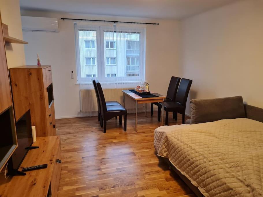 Stressless City Apartment Вена Экстерьер фото